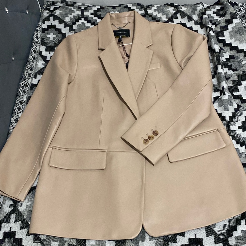 BCBG blazer size L